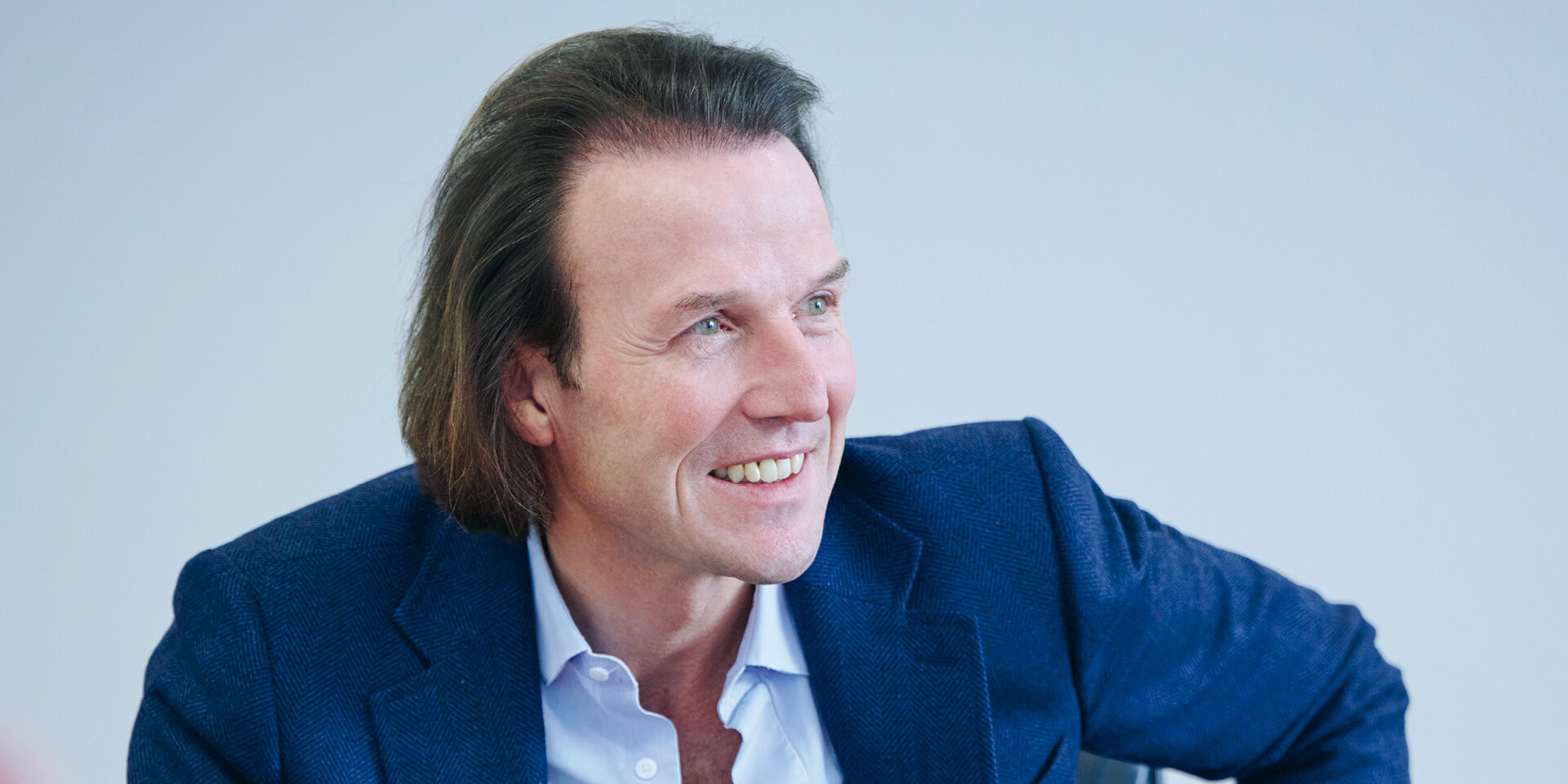 Dr. Thorsten Kahlert Dr. Thorsten Kahlert